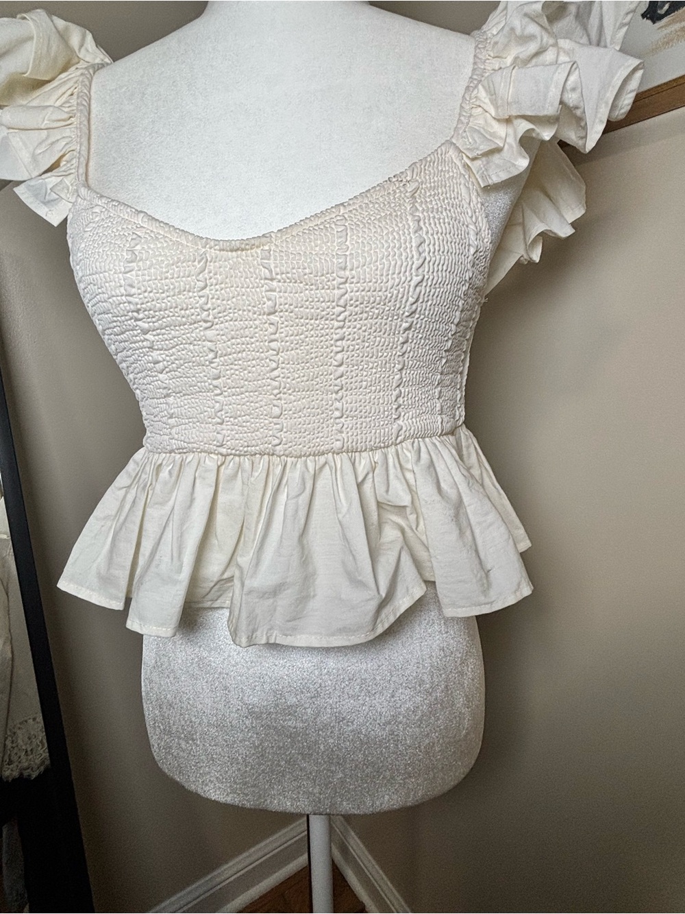 NWT Zara Cream Smocked Ruffle Sleeve Peplum Top Large